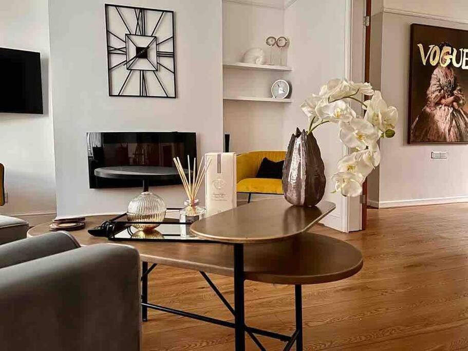 Anfield Home Sleeps 5 Close To Lfc Free Parking リヴァプール エクステリア 写真